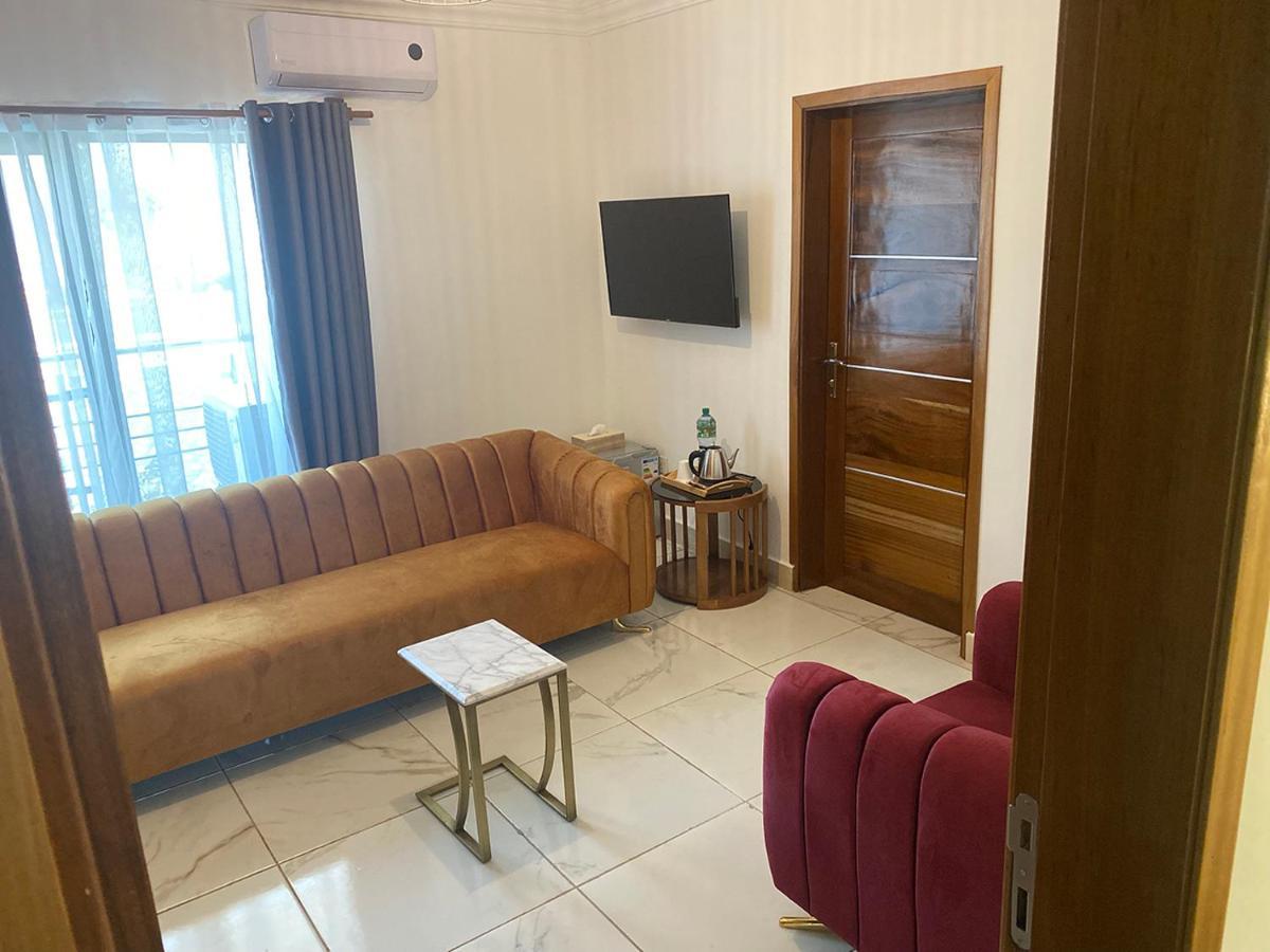 Hotel Residence La Corniche ダカール エクステリア 写真